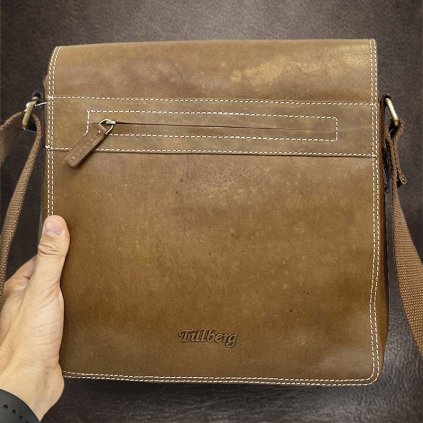 Pánská hnědá TILLBERG Leather kožená crossbody messenger taška A4 přes rameno | velikost XL extra velká