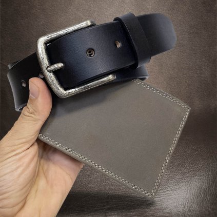 Pánský kožený šedo černý set BEORIGINAL Leather kožená peněženka a kožený pásek s monogramem (ražba)