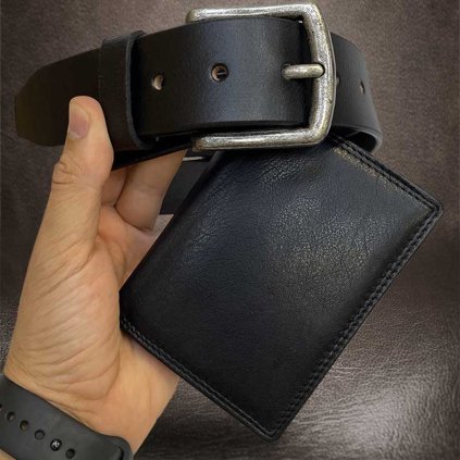 Pánský kožený černý set NAPPA BEORIGINAL Leather kožená peněženka a kožený pásek s monogramem (ražba)