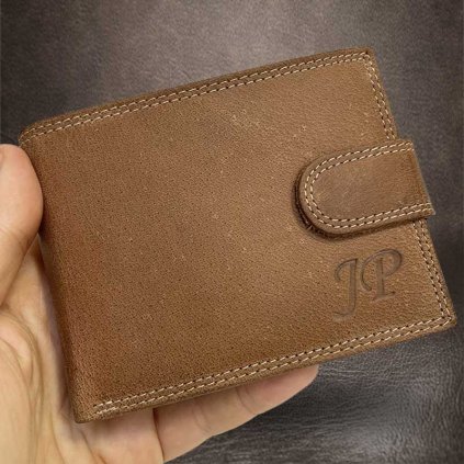 Pánská hnědá kožená peněženka Tiger Leather s monogramem (ražba)