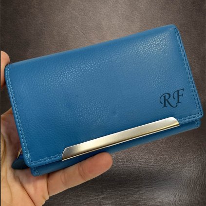 Dámská modrá kožená peněženka TILLBERG LEATHER RFID s monogramem