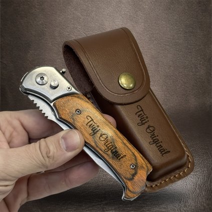 Elegantní vyklápěcí nůž s pouzdrem a vlastním textem, monogramem  + prémiové dárkové balení BE Original