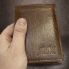 Pánská kožená peněženka ROYAL Leather s monogramem (ražba)