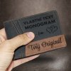 Kožená dolarovka COMBO Leather s monogramem a vlastním textem