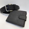 Pánský kožený set BEORIGINAL Leather černá kožená peněženka a kožený pásek s monogramem (ražba)