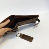 Pánský tmavě hnědý kožený set peněženky a klíčenky s vlastním monogramem, textem, fotkou