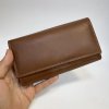 Hnědá kožená kasírka NAPPA Leather s monogramem (ražba)
