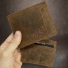 Hnědá SLIM 2v1 kožená peněženka BEORIGINAL Leather s monogramem (ražba)