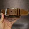 Pánský prošitý hnědý kožený pásek DOUBLE HUNTERS Leather s monogramem (ražba) lze zkrátit