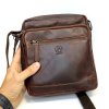 Pánská hnědá kožená crossbody messenger taška přes rameno | velikost M středně velká  Bez personalizace - individuální přání řešíme po domluvě.