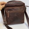 Pánská hnědá kožená crossbody messenger taška přes rameno | velikost M středně velká  Bez personalizace - individuální přání řešíme po domluvě.