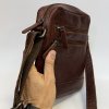 Pánská hnědá bordó kožená crossbody messenger taška přes rameno | velikost M středně velká  Bez personalizace - individuální přání řešíme po domluvě.
