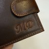Pánská tmavě hnědá kožená peněženka PERSONIQ Be Leather RFID s monogramem (ražba)  + Akce - zlatá mince Pro štěstí ZDARMA