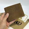 Pánská tmavě hnědá kožená peněženka HUNTER Leather s monogramem (ražba)  + Akce - zlatá mince Pro štěstí ZDARMA