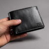 Černá kožená peněženka s monogramem PD