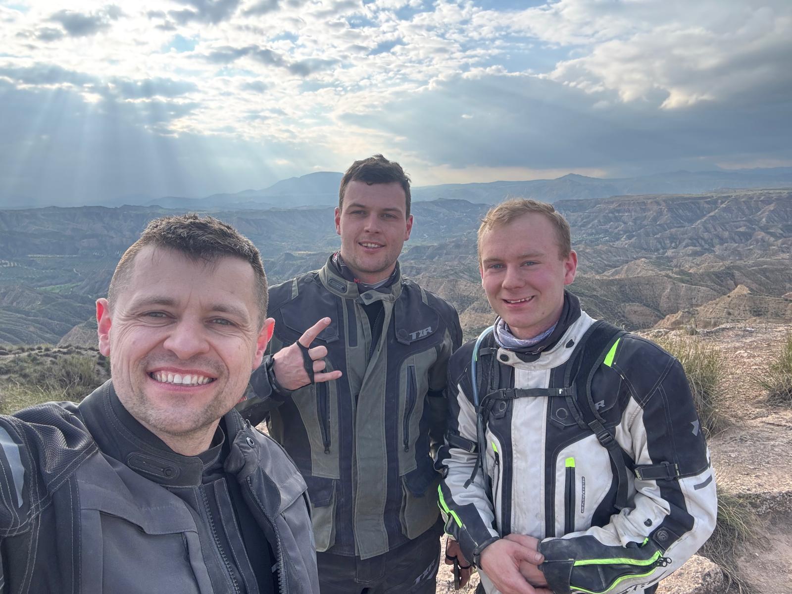 Offroad Andalusie na motorce: reálný test vybavení TXR v extrémních podmínkách