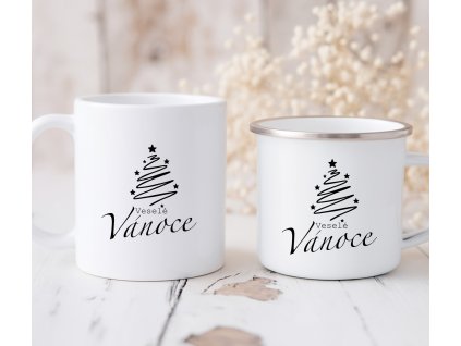 Hrnek a plecháček s minimalistickým černobílým vánočním stromkem a nápisem veselé Vánoce