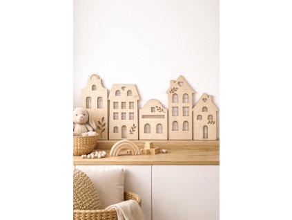 Sada dřevěných domečků