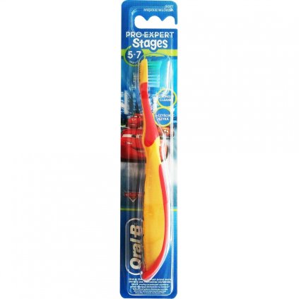 36637 oral b pro expert stages detska zubna kefka 1ks