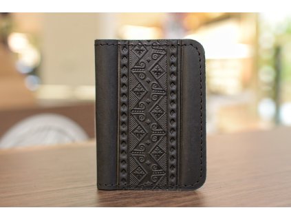 2257 5 organizator na karty id1 2 5 s reliefem vysivka kuze crazy horse cerna