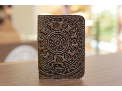2305 7 organizator na karty id1 2 5 s reliefem mandala kuze crazy horse tm hneda