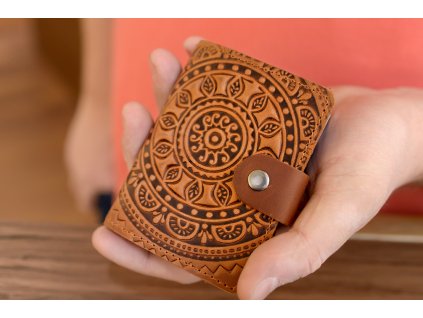 2431 5 organizator na karty id22 s reliefem mandala kuze crazy horse rezava