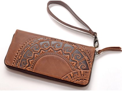 2899 1 penezenka velka na zip s reliefem hucul kuze crazy horse rezava