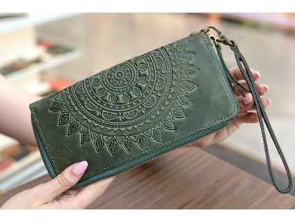 2920 9 penezenka velka na zip s reliefem mandala kuze crazy horse smaragdova