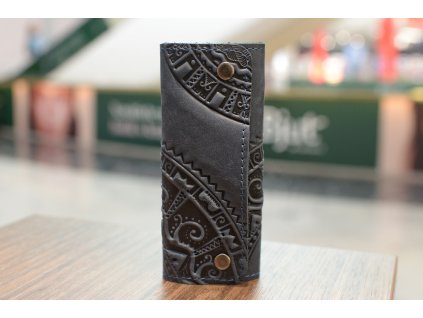 697 8 drzak na klic 6 s reliefem hucul kuze crazy horse tmave modra