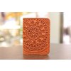 2290 8 organizator na karty id1 2 5 s reliefem mandala kuze crazy horse oranzova
