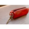 3109 2 drzak na klic na zip tycinka s kuze kaiser cervena