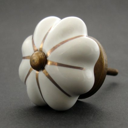 Keramická úchytka-Bílý květ se zlatou linkou
