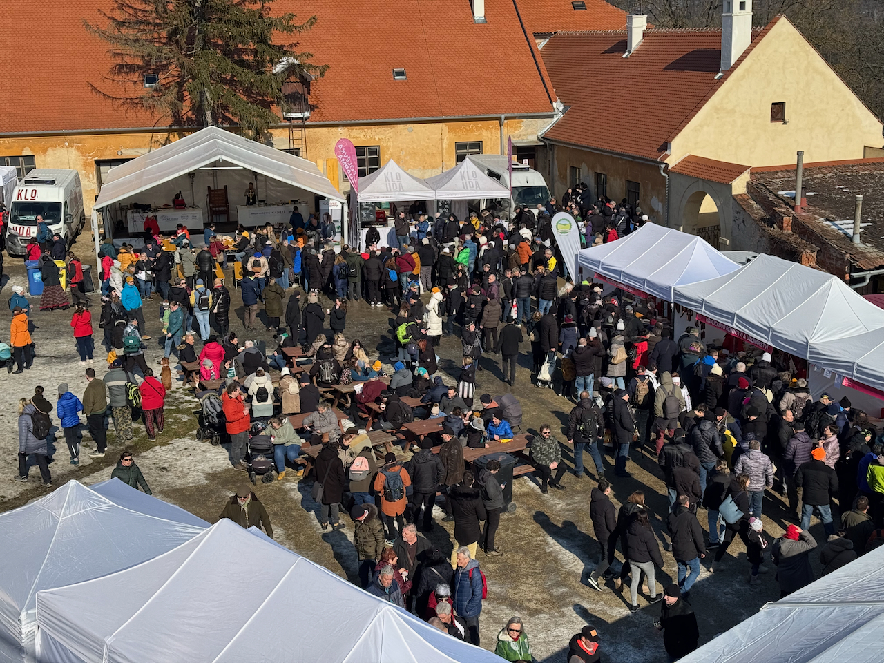 SLAVNOSTI MORAVSKÉHO UZENÉHO A VÍNA 2025