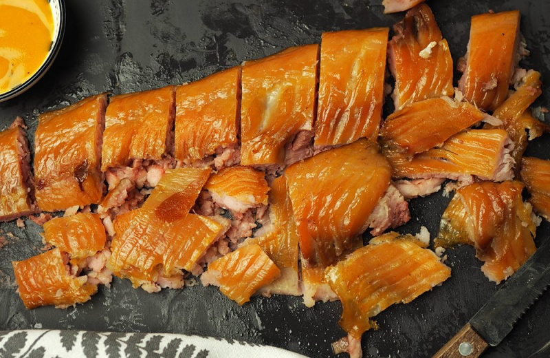 PULÍROVANÝ UZENÝ KAPR