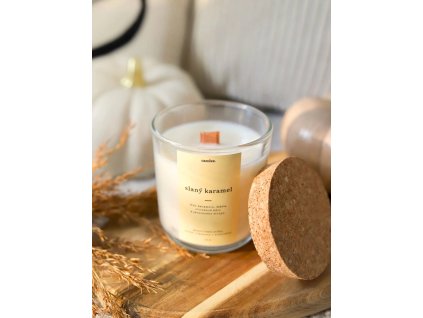 1285 sojova svicka slany karamel.png copy