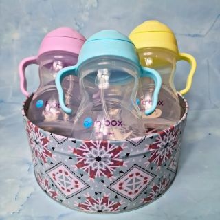 Přijďte si k nám pro krásné B.box lahve ☺️🥰 Krásné barvy. Cena 379,- Jsou netekoucí, mají brčko se závažím takže dítě může...