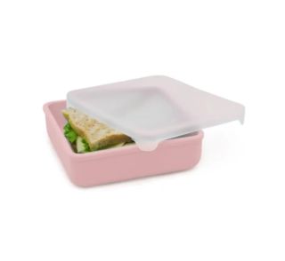 Chystáte se na výlet a potřebujete do něčeho dát svačinu?🤗🥰❤️ Přijďte si pro super různé boxy na svačiny Melii 😉🥰❤️ Různé...