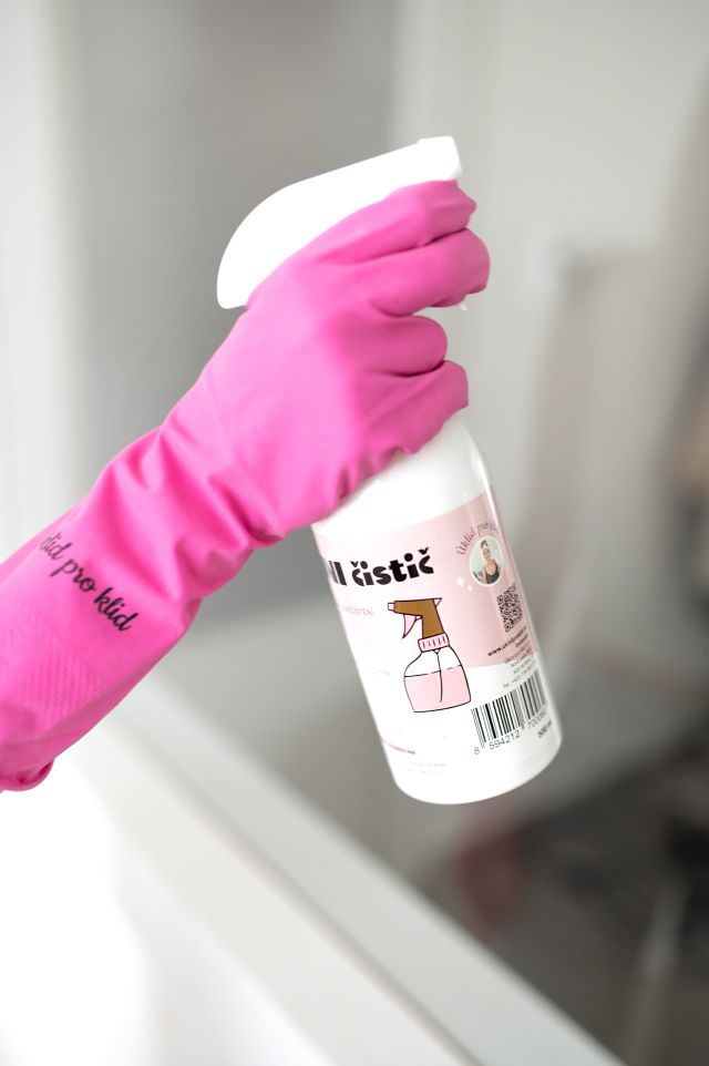 Jak odstranit vodní kámen ze skla