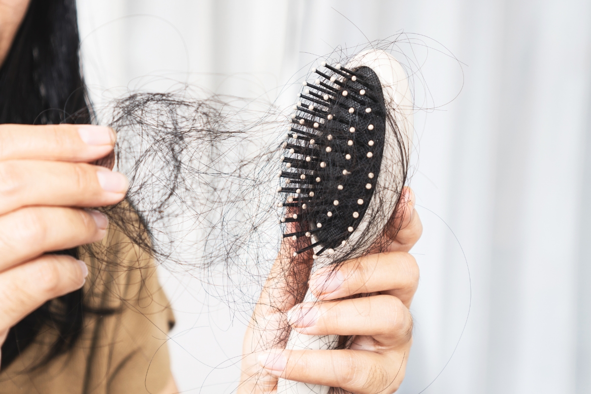 Jak vyčistit hřeben od prachu a nečistot