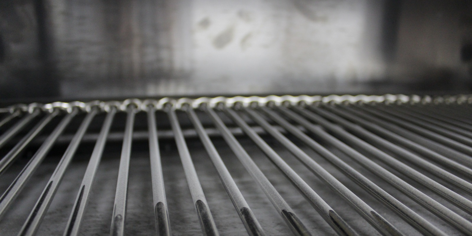 Jak vyčistit rošt z trouby