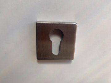 8100C