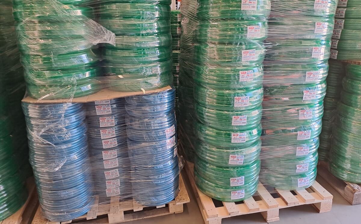 Záhradné hadice pre ďalšiu záhradkársku sezónu sú pripravené!