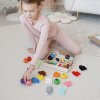 Montessori dřevěná hračka „Small Peg Dolls with Hats and Balls‟