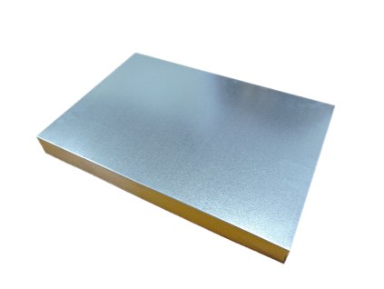 Plechová strecha na plemenáč B7