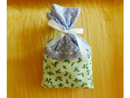 levandulový sáček kombinace 2 s fialovou krajkou