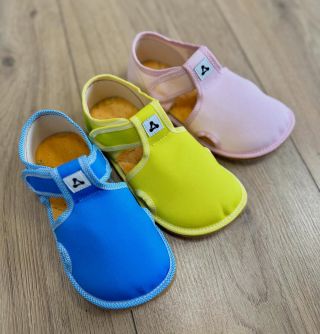 🔥 Tieto papuče sme nepustili do predaja hneď. Najprv museli testovať naše deti. Beh, škôlka, prezúvanie, lezenie… žiadne...