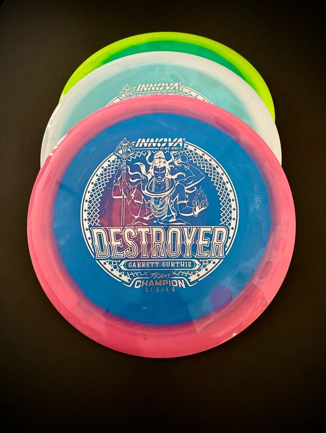 První várka letošních Team Series disků od Innovy je tady ❗️Najdete v ní oblíbené moldy v unikátních kombinacích...