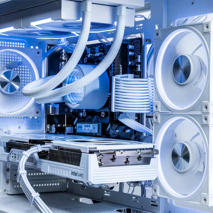 Bílý PSU kabel s opletem pro herní PC – UltraComp