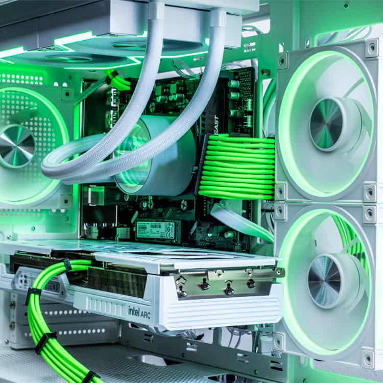 Zelený PSU kabel s opletem pro herní PC – UltraComp