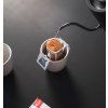 c2707221dea42e19c4c61a24a73cbbd2 drip it kava ve filtru nalij horkou vodu 01